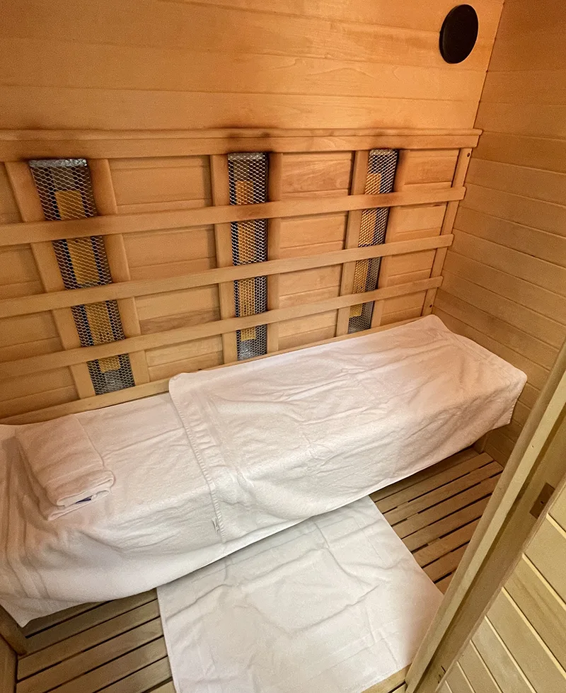 Dallas-Colon-Care-Center-Sauna_800x979